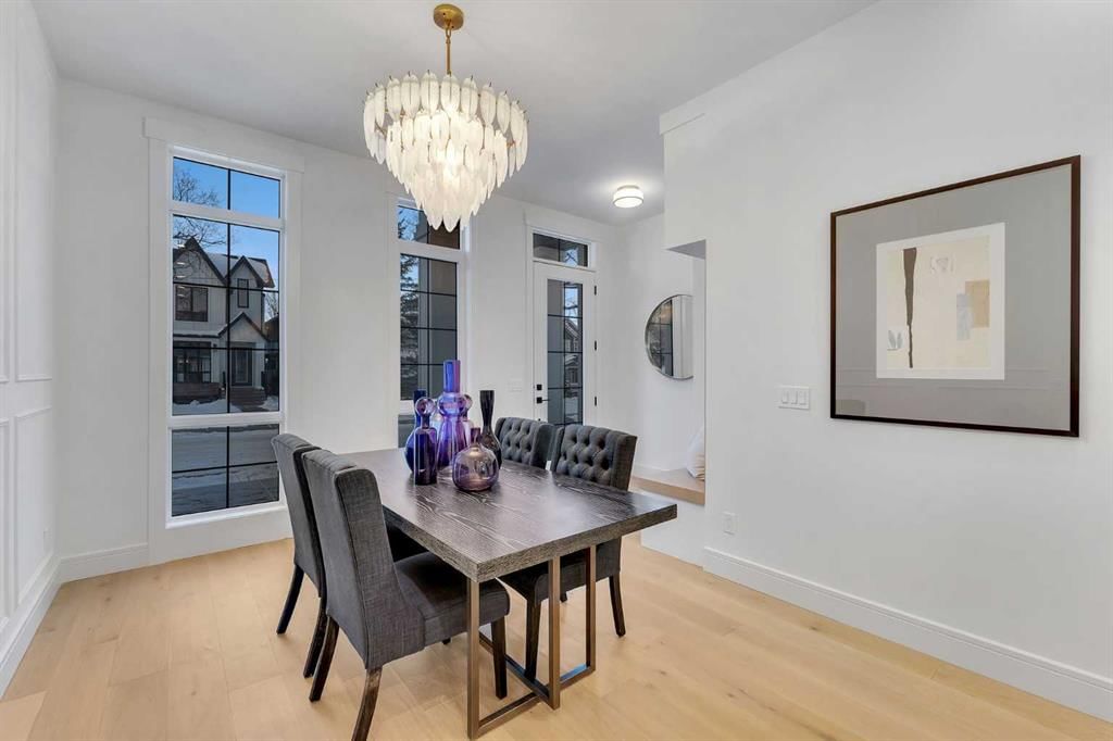 1727 19 Avenue NW, Calgary — photo 4 of 50