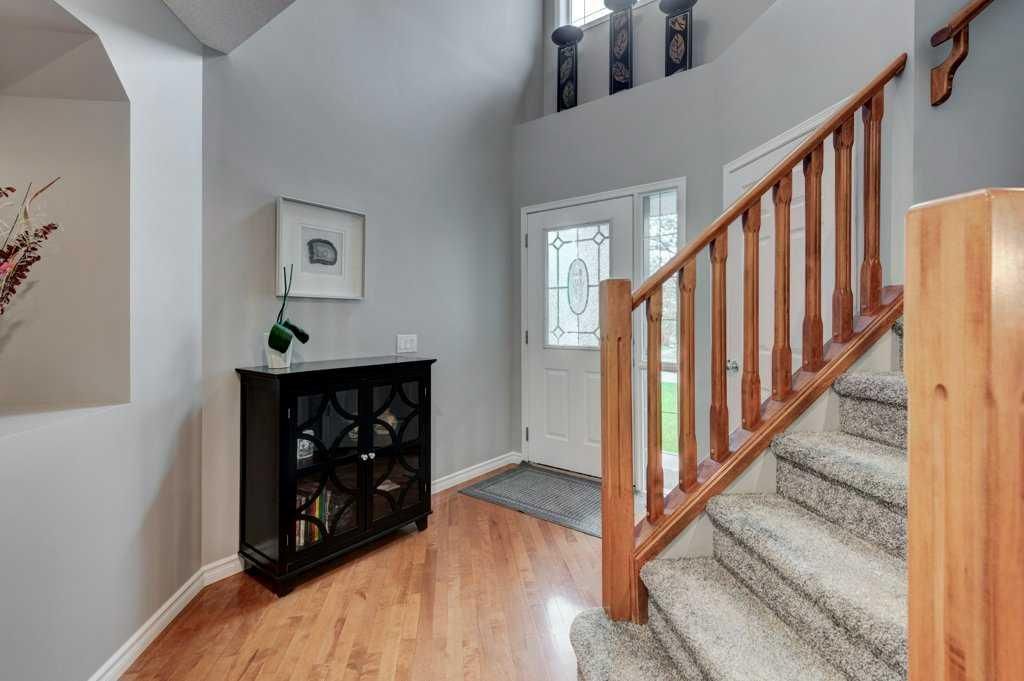 174 Brightondale Crescent SE, Calgary — photo 3 of 33