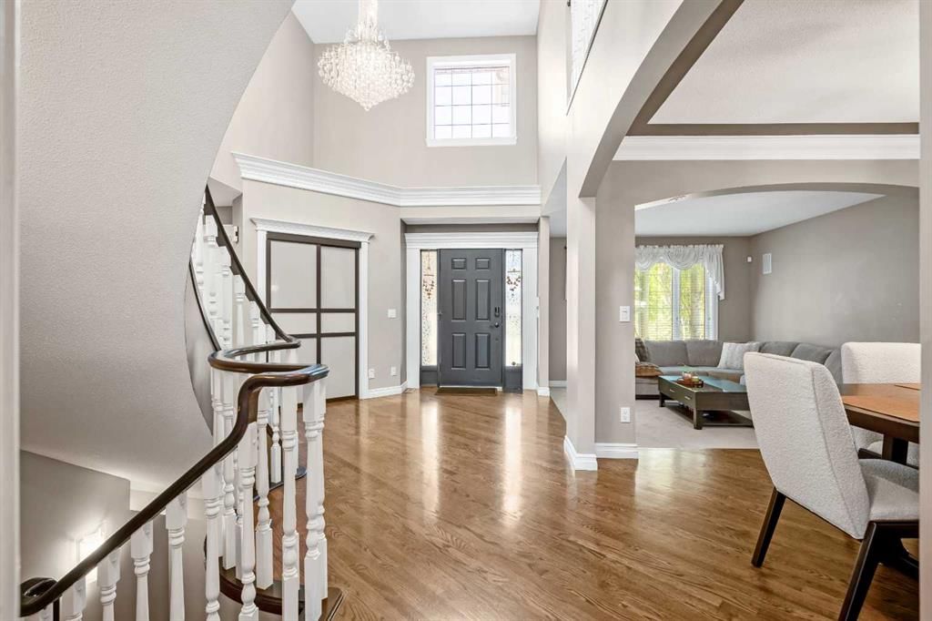 59 Signature Heights SW, Calgary — photo 2 of 46