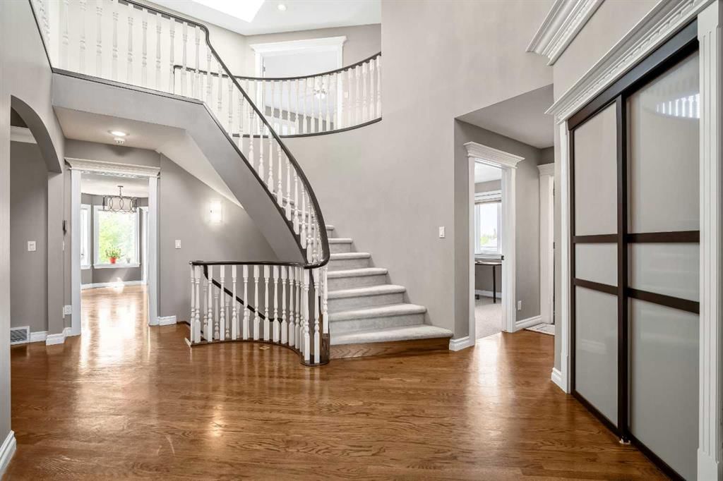 59 Signature Heights SW, Calgary — photo 3 of 46