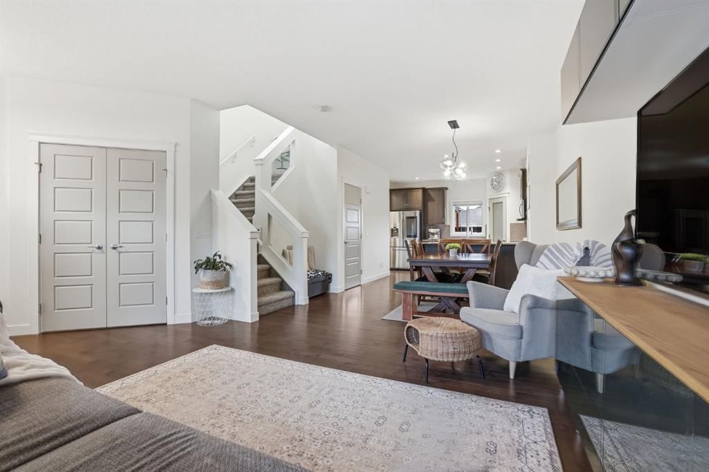 33 Redstone Common NE, Calgary — photo 2 of 50