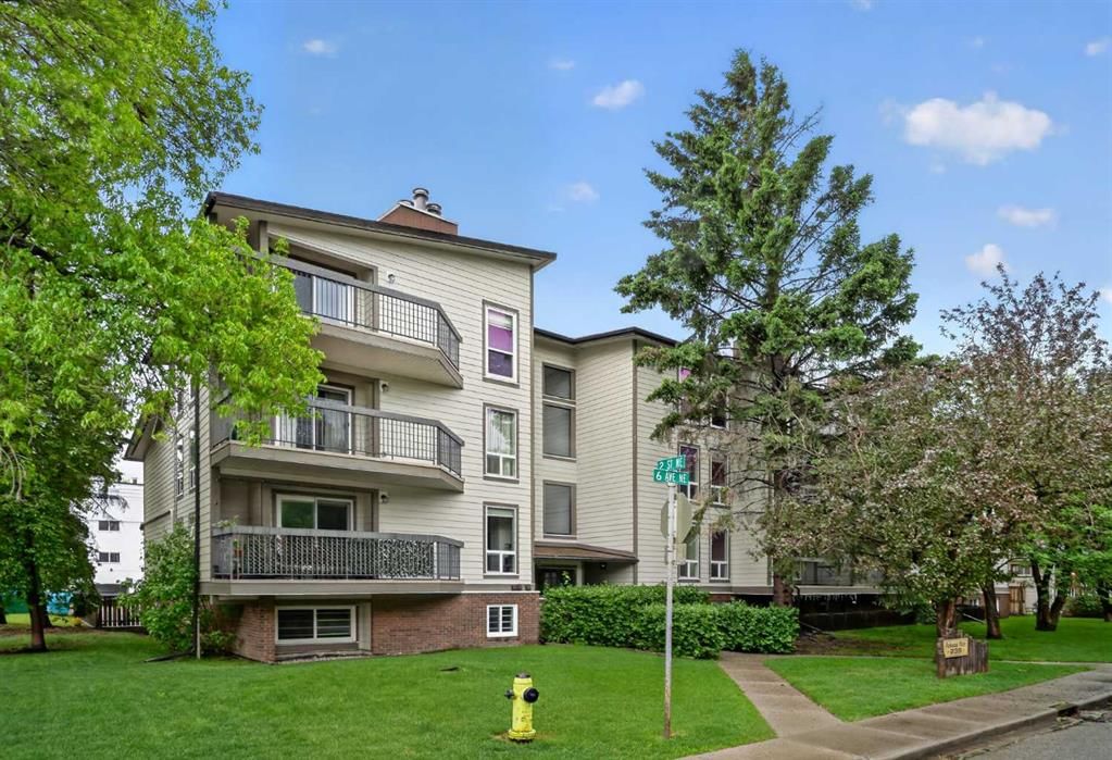 203, 239 6 Avenue NE, Calgary — main listing photo