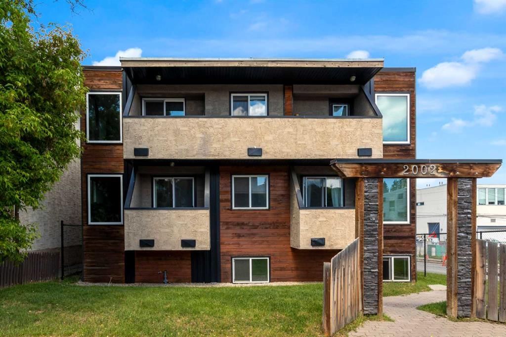 5, 2002 11 Avenue SW, Calgary — main listing photo
