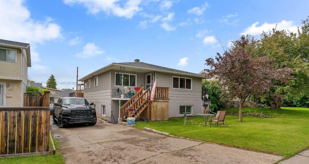 7621 23 Street SE, Calgary — main listing photo