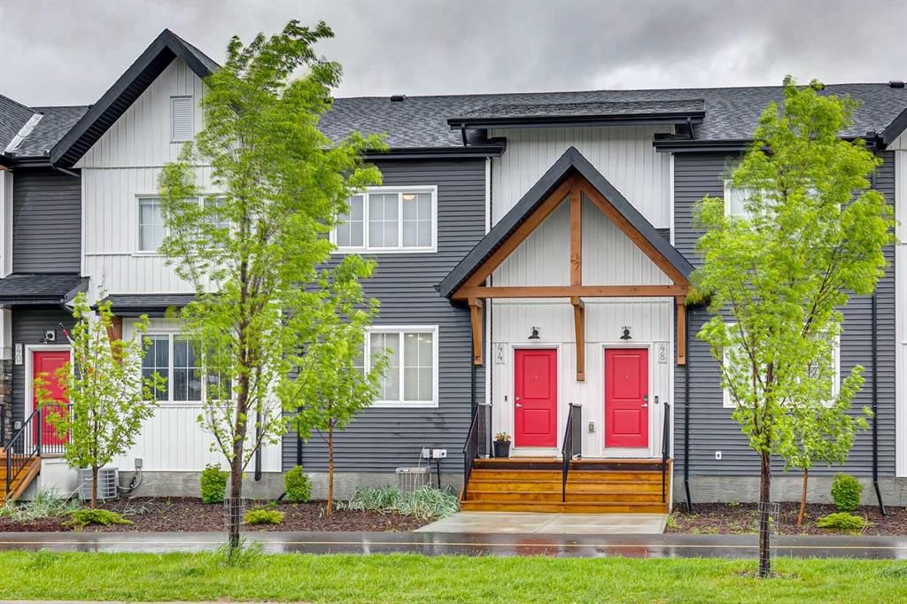 44 Creekside Boulevard SW, Calgary — main listing photo