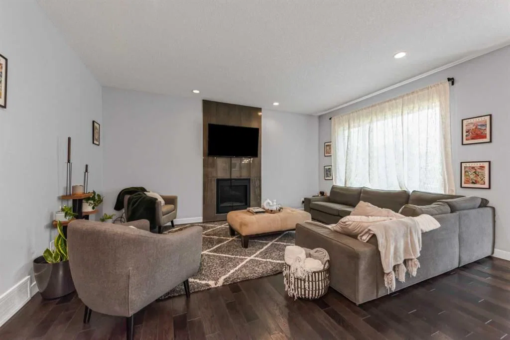 99 Brightoncrest Point SE, Calgary — photo 4 of 39