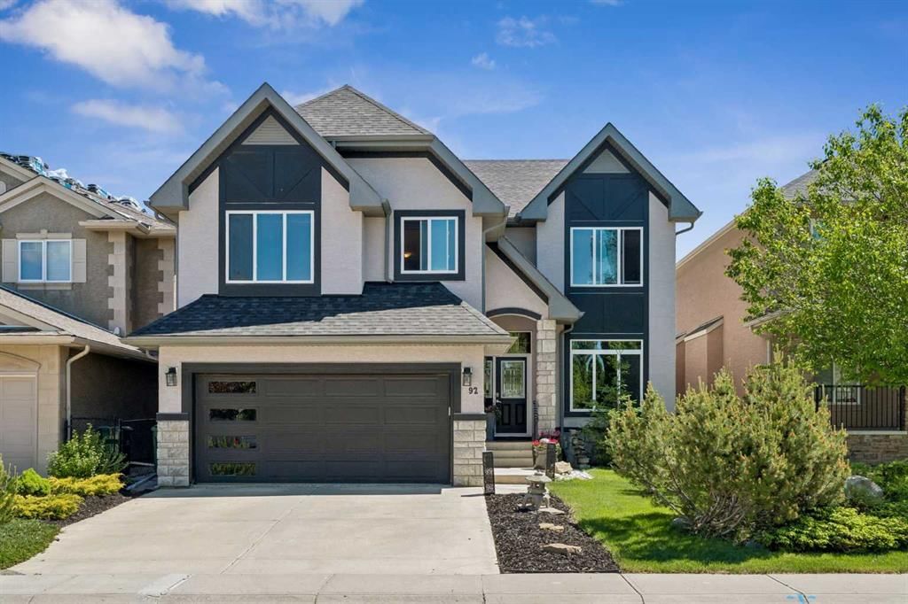 92 Panatella Crescent NW, Calgary — photo 2 of 44