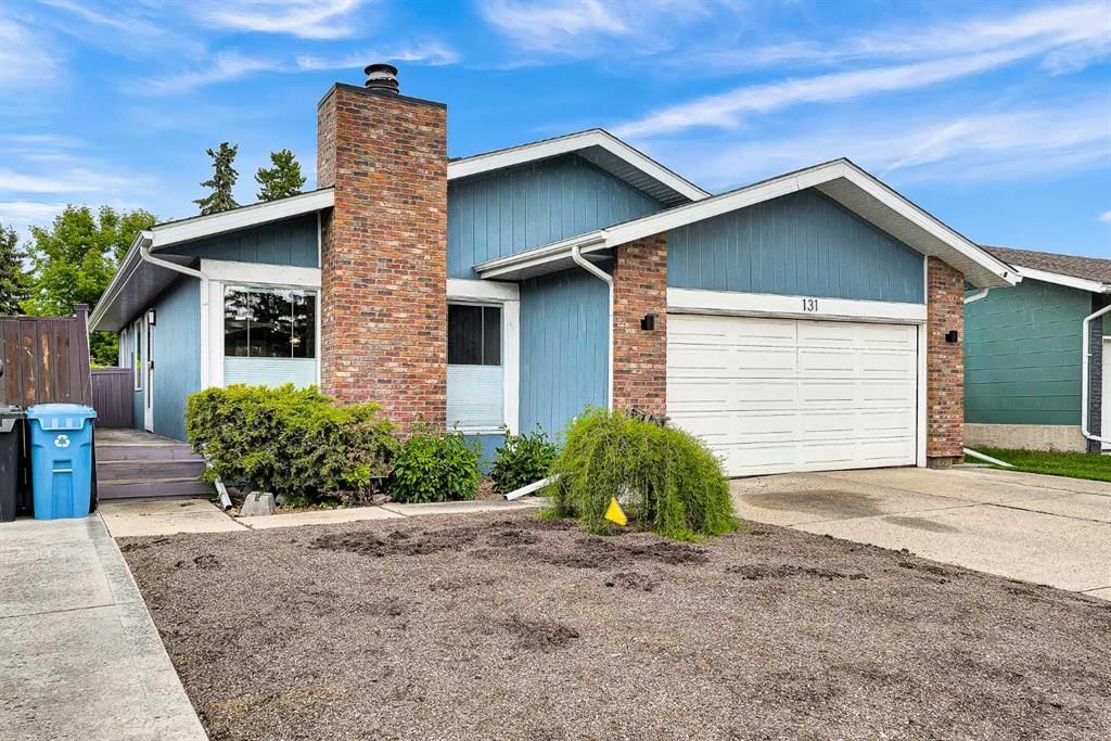 131 Deer Run Close SE, Calgary — main listing photo