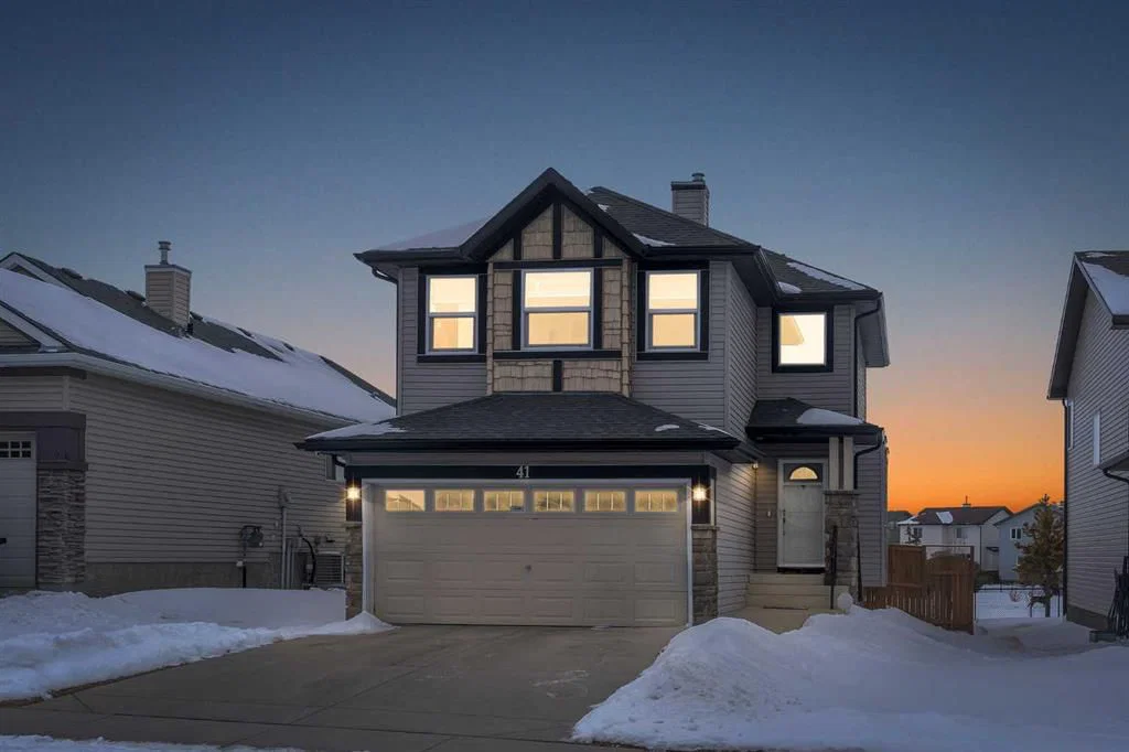 41 Royal Birch Terrace NW, Calgary — main listing photo