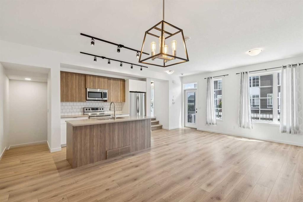 146 Walgrove Common SE, Calgary — photo 4 of 28