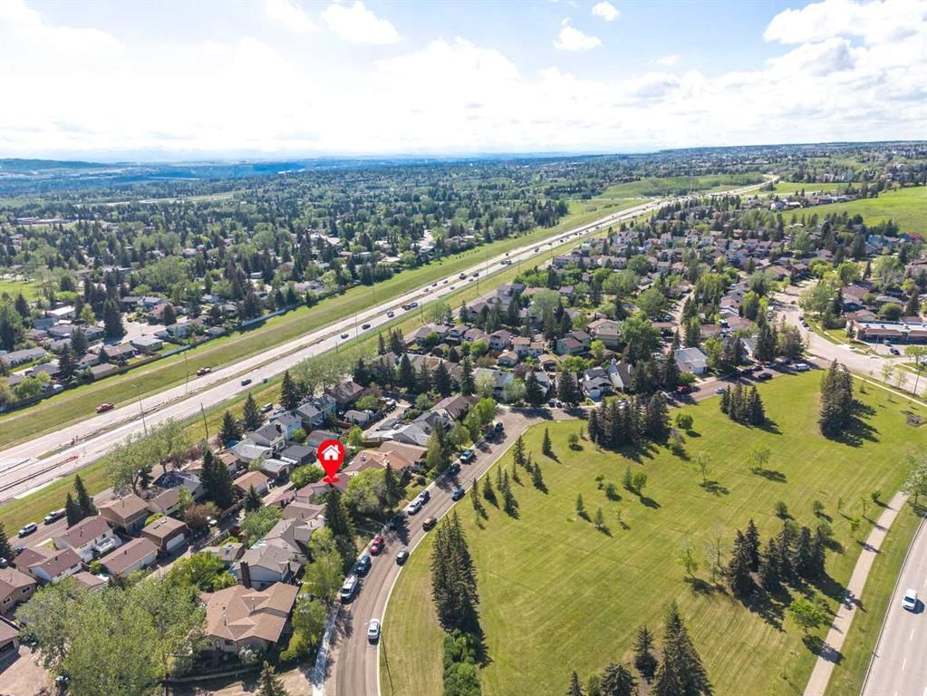 200 Edgedale Way NW, Calgary — main listing photo