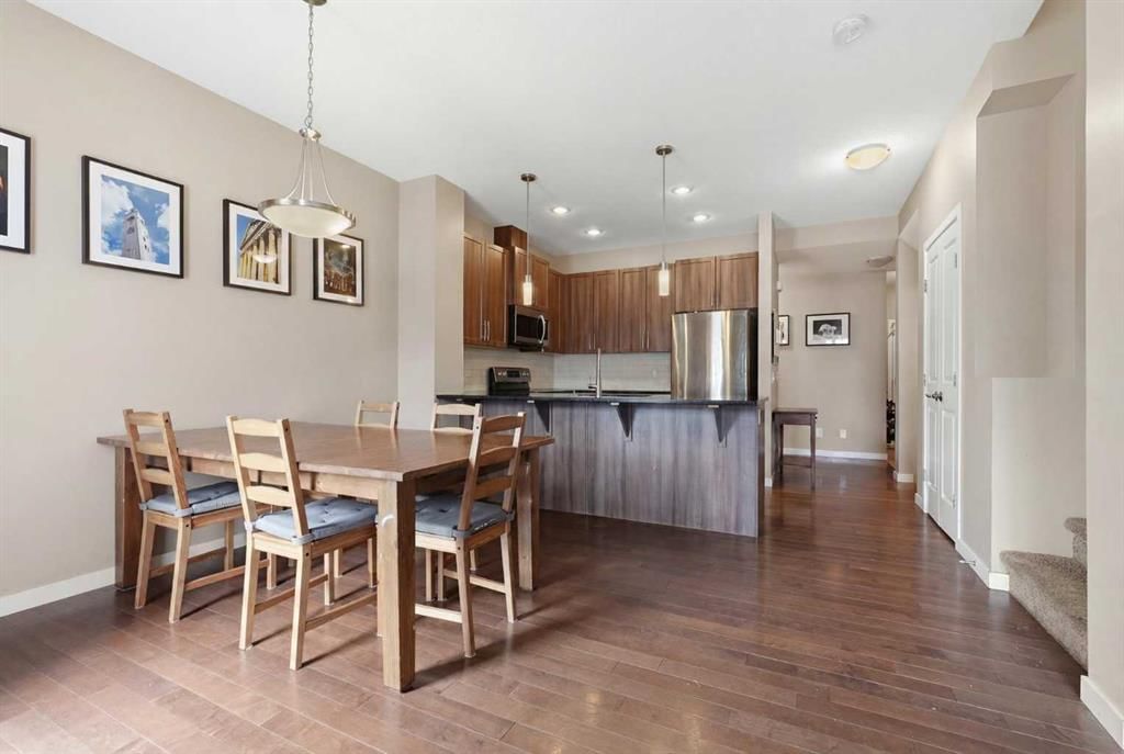 58 Evansridge Crescent NW, Calgary — photo 3 of 28