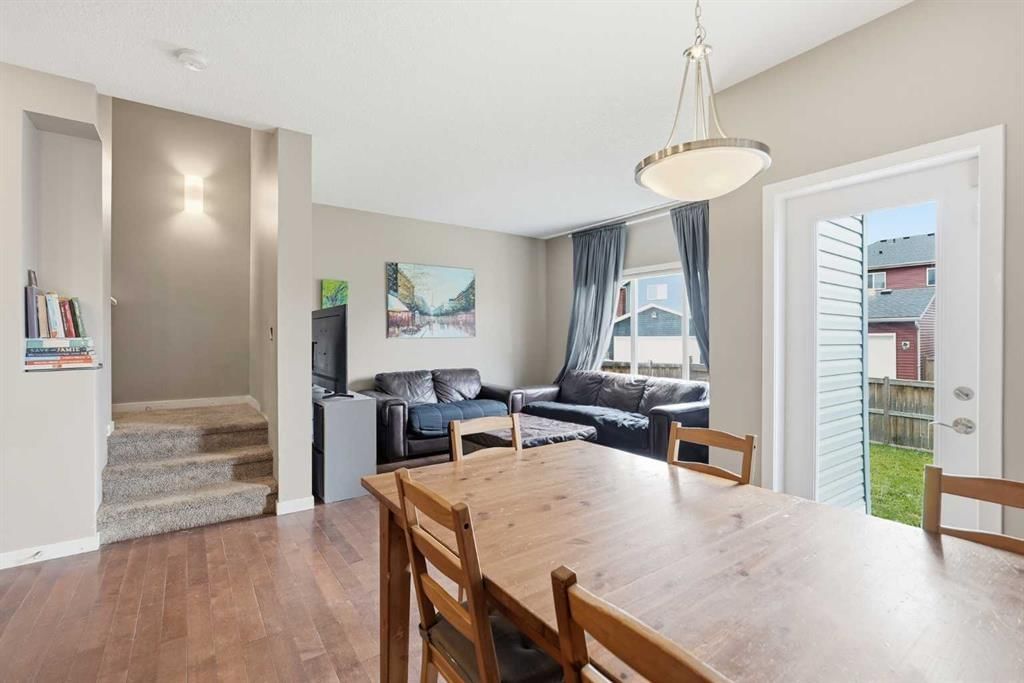 58 Evansridge Crescent NW, Calgary — photo 5 of 28