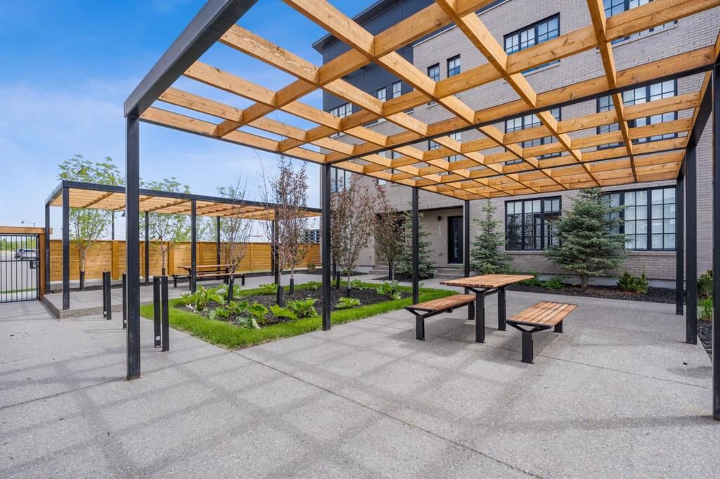 102, 8155 8 Avenue SW, Calgary — main listing photo