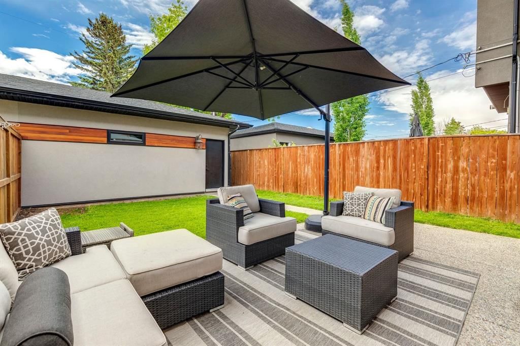 4803 19 Avenue NW, Calgary — photo 5 of 40