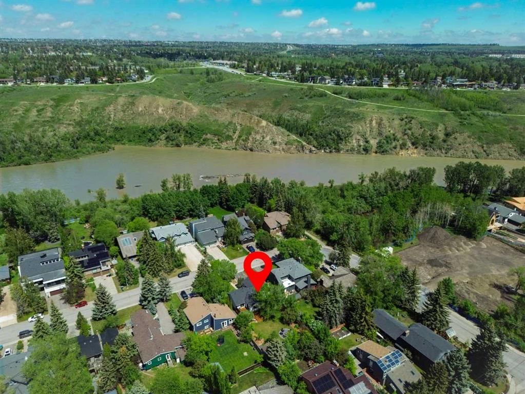27 Bow Village Crescent NW, Calgary — photo 4 of 50