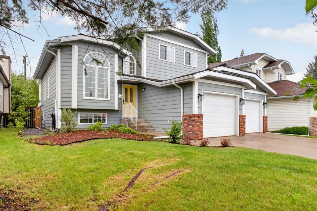 499 Sunmills Drive SE, Calgary — main listing photo