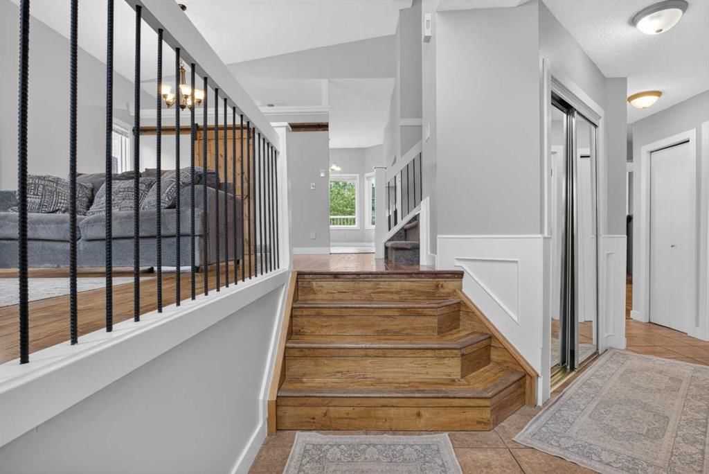 499 Sunmills Drive SE, Calgary — photo 2 of 50