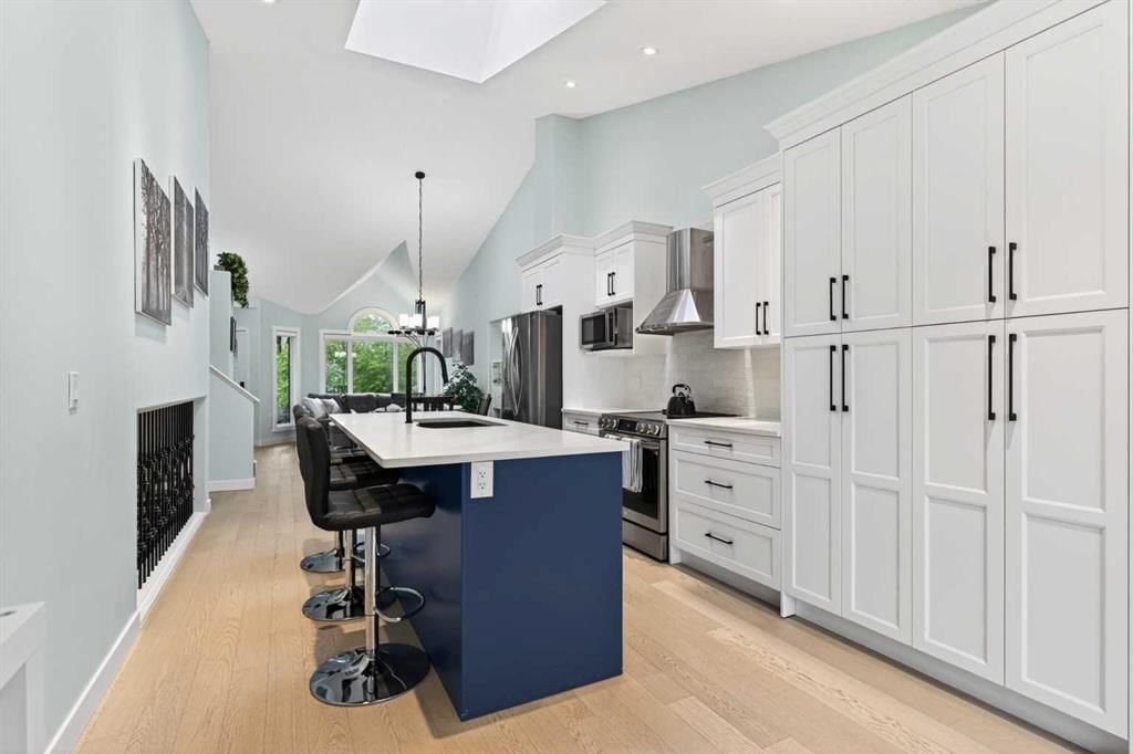 130 Harvest Park Circle NE, Calgary — photo 5 of 23