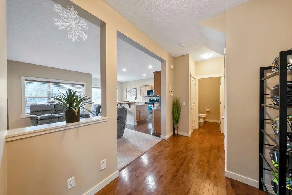 1625 Copperfield Boulevard SE, Calgary — photo 3 of 37