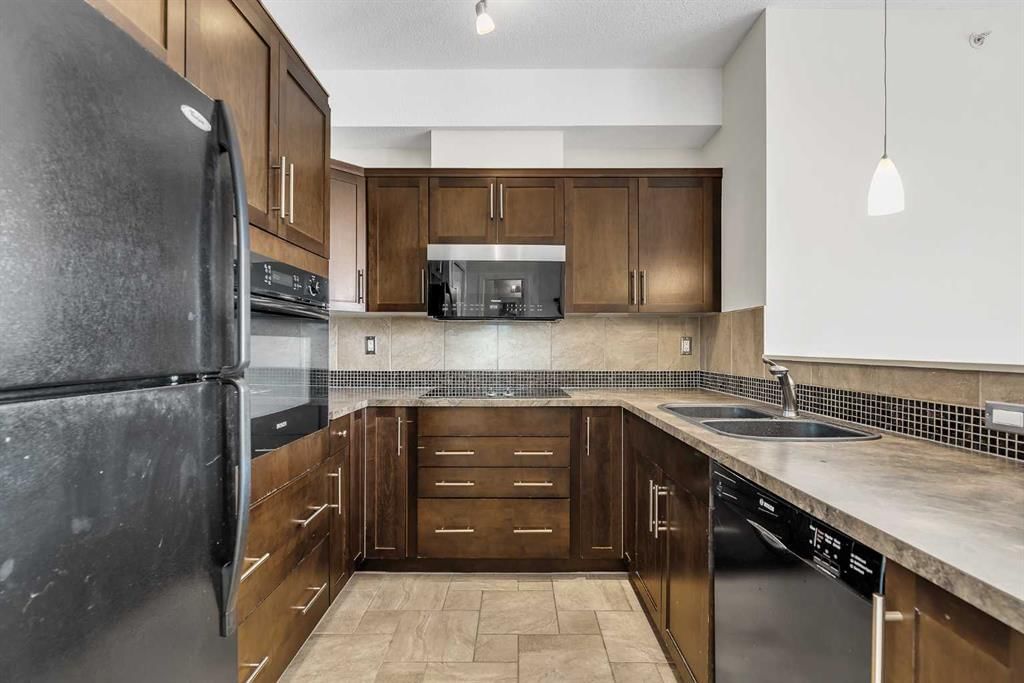 415, 26 Val Gardena View SW, Calgary — photo 4 of 24