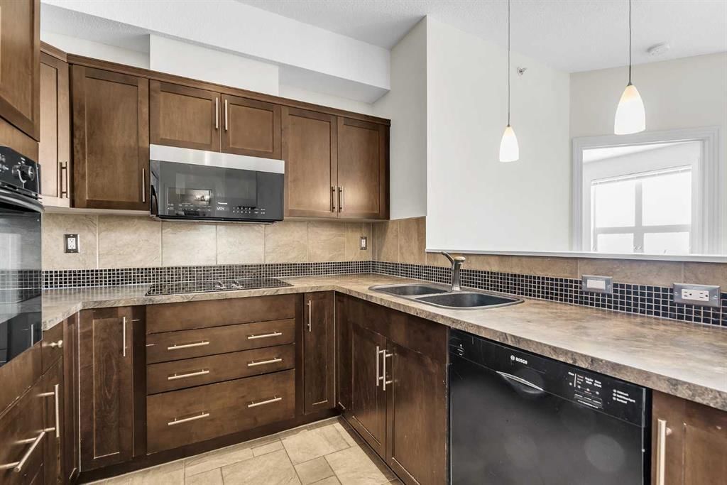 415, 26 Val Gardena View SW, Calgary — photo 5 of 24