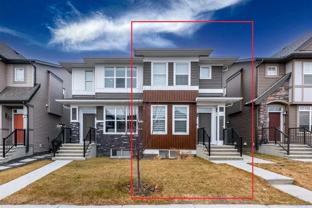 57 Corner Glen Row NE, Calgary — photo 2 of 33