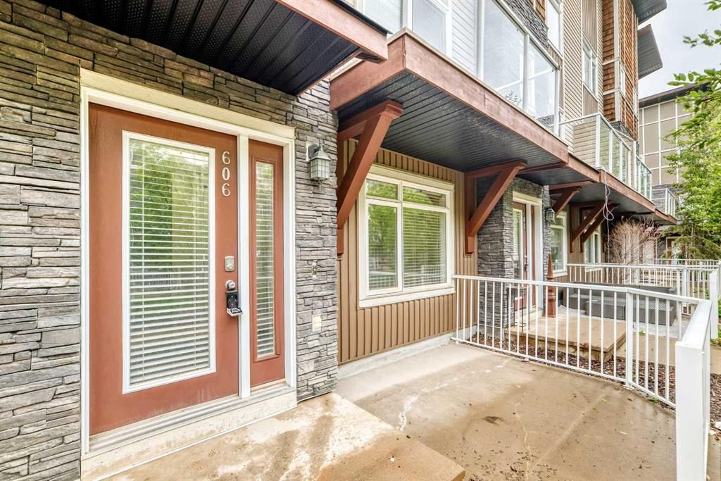 606 Skyview Point Place NE, Calgary — photo 2 of 49