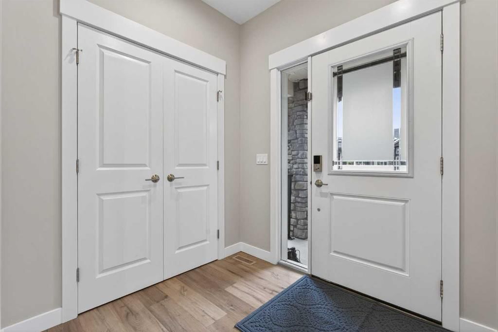 109 Kinniburgh Cove, Chestermere — photo 3 of 48