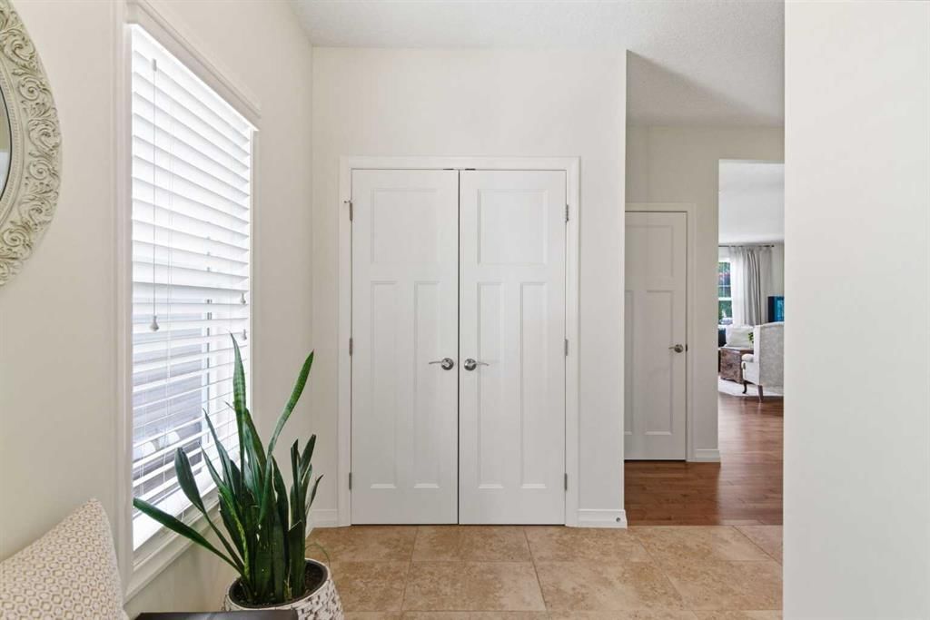 147 Chaparral Valley Way SE, Calgary — photo 3 of 50