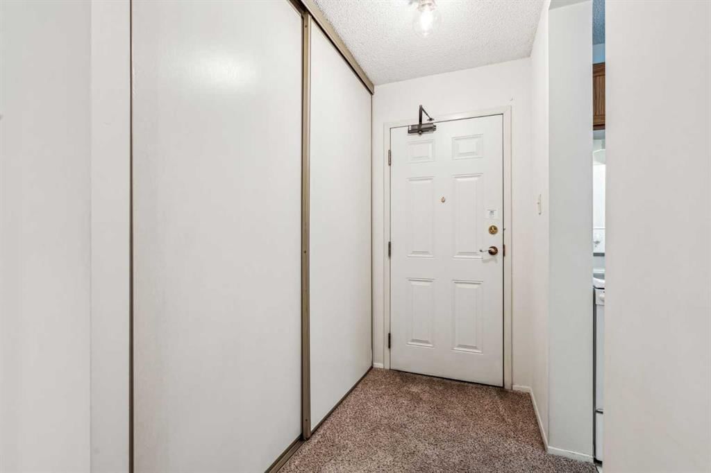 1609, 924 14 Avenue SW, Calgary — photo 3 of 25