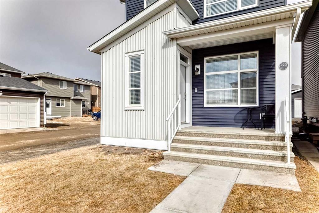 220 Cornerstone Grove NE, Calgary — photo 3 of 34