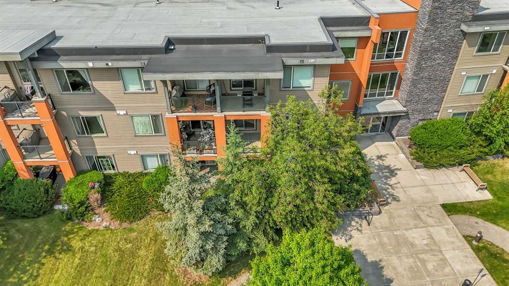 226, 2727 28 Avenue SE, Calgary — photo 3 of 47