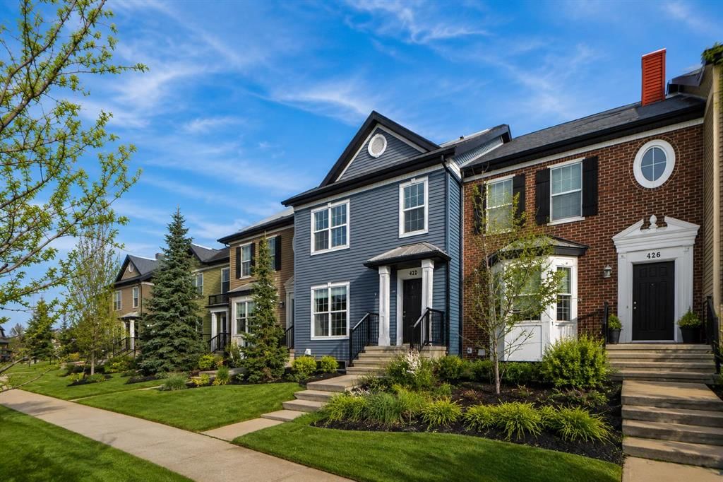 422 Legacy Village Way SE, Calgary — photo 2 of 33