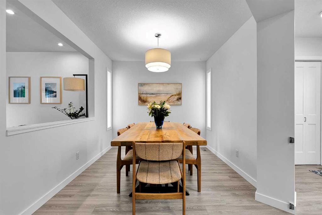 272 Douglas Glen Boulevard SE, Calgary — photo 3 of 31