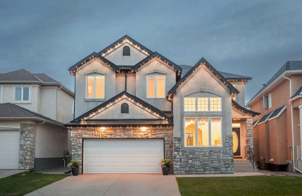 87 Royal Birch Point NW, Calgary — main listing photo