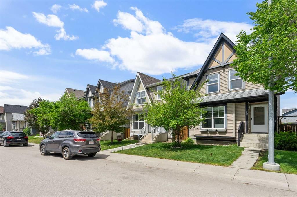 72 New Brighton Common SE, Calgary — photo 2 of 32