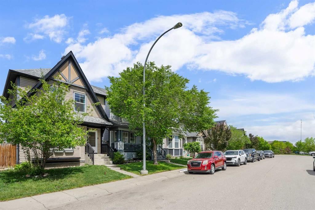 72 New Brighton Common SE, Calgary — photo 3 of 32