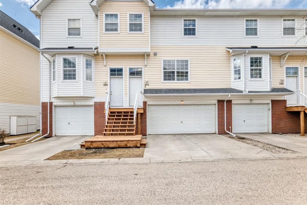 252 Prestwick Acres Lane SE, Calgary — main listing photo