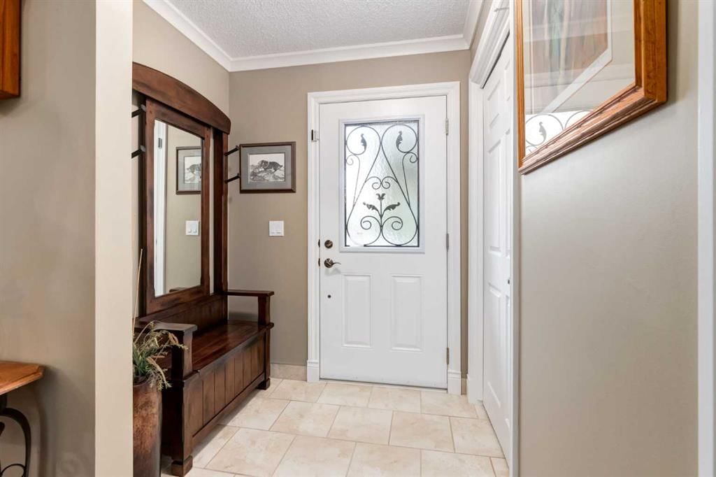 180 Parkridge Place SE, Calgary — photo 2 of 47