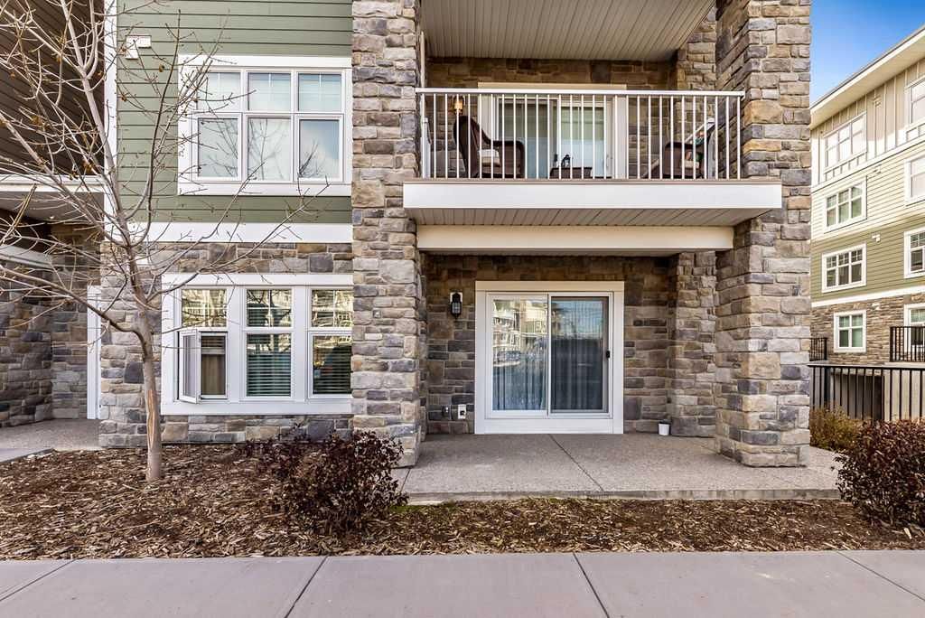 2114, 11 Mahogany Row SE, Calgary — photo 3 of 33