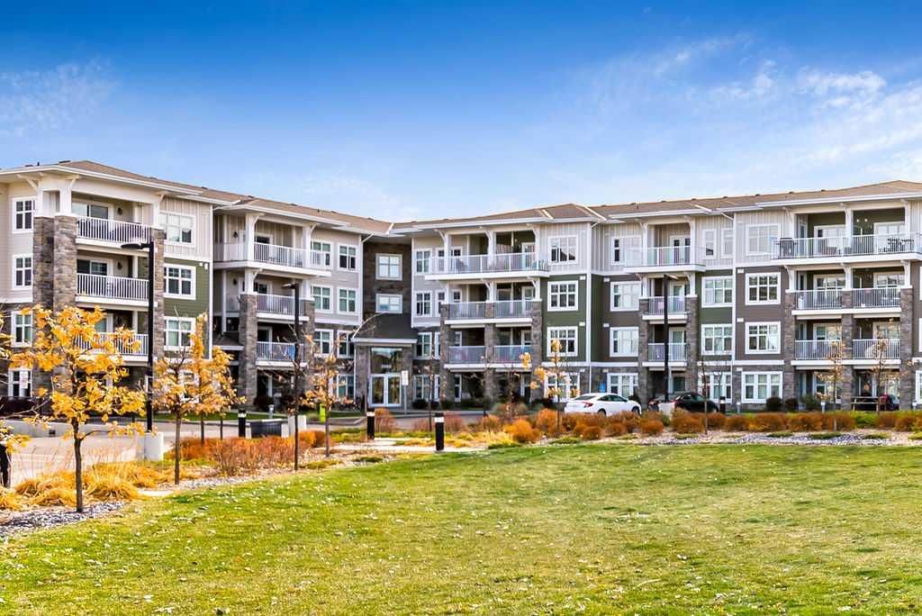 2114, 11 Mahogany Row SE, Calgary — photo 4 of 33