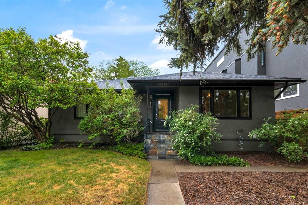 2523 19A Street SW, Calgary — main listing photo