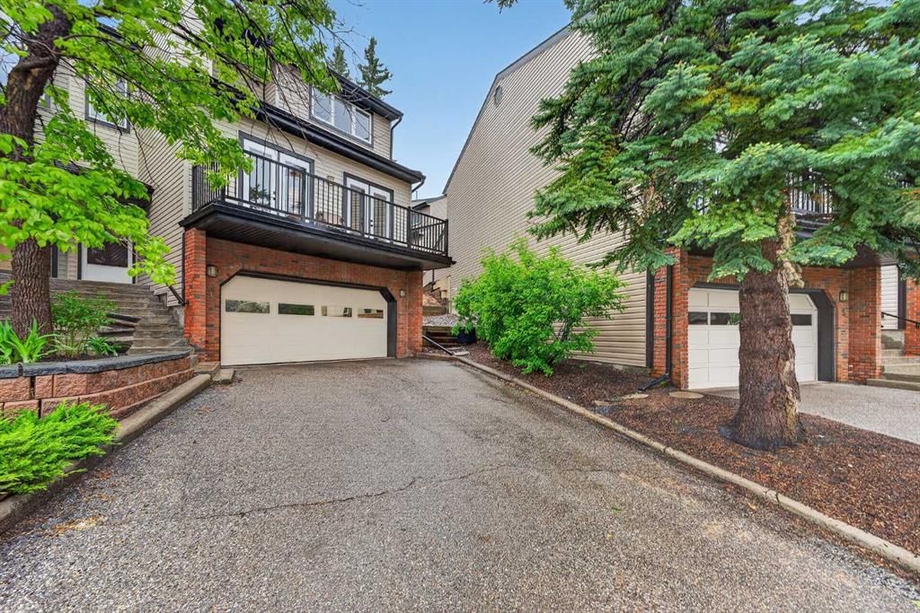 4, 448 Strathcona Drive SW, Calgary — photo 2 of 49