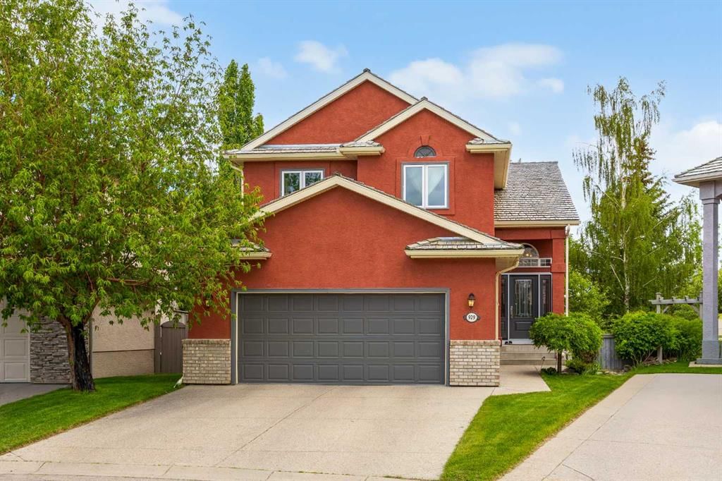 929 Sierra Morena Court SW, Calgary — main listing photo