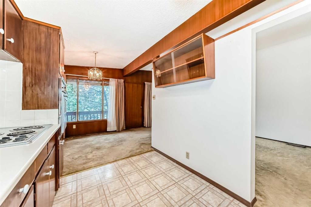 2224A 34 Street SW, Calgary — photo 4 of 23
