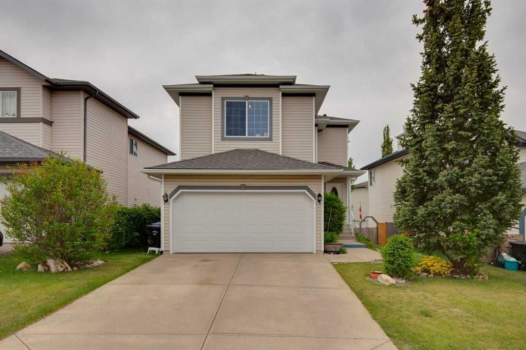 23 Tuscarora Close NW, Calgary — main listing photo