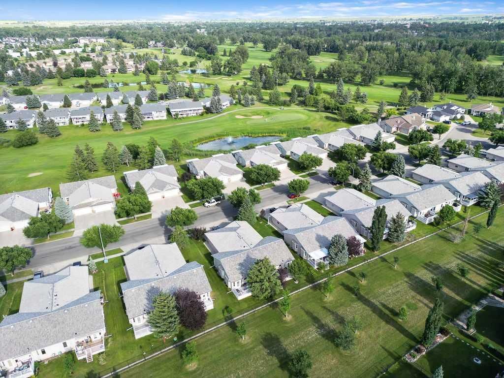 601 Riverside Drive NW, High River — photo 5 of 43
