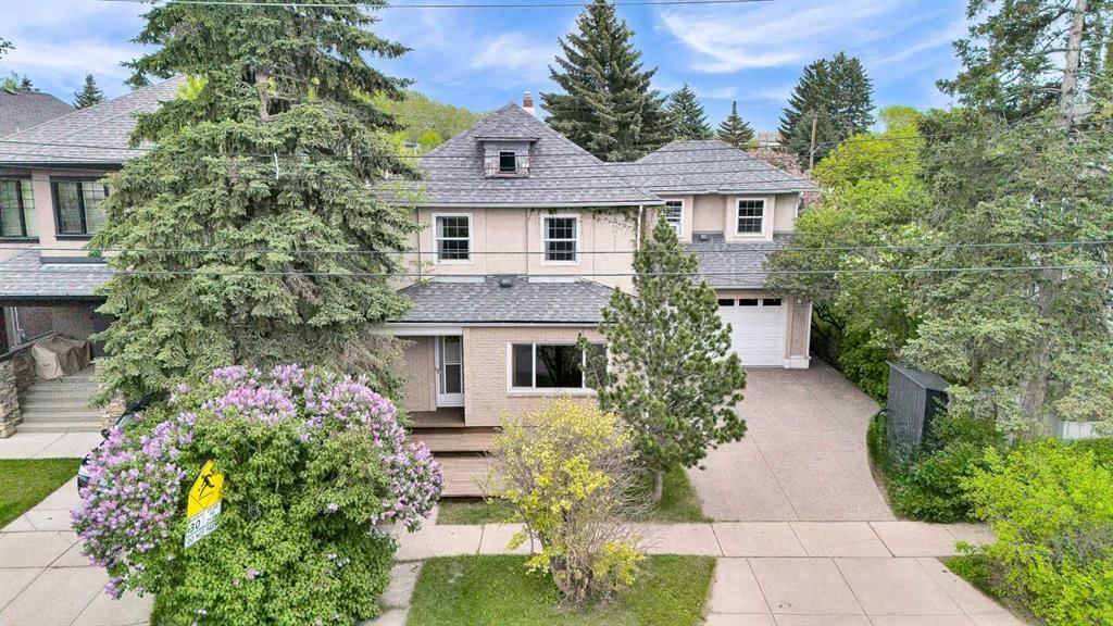 712 14 Street SE, Calgary — main listing photo