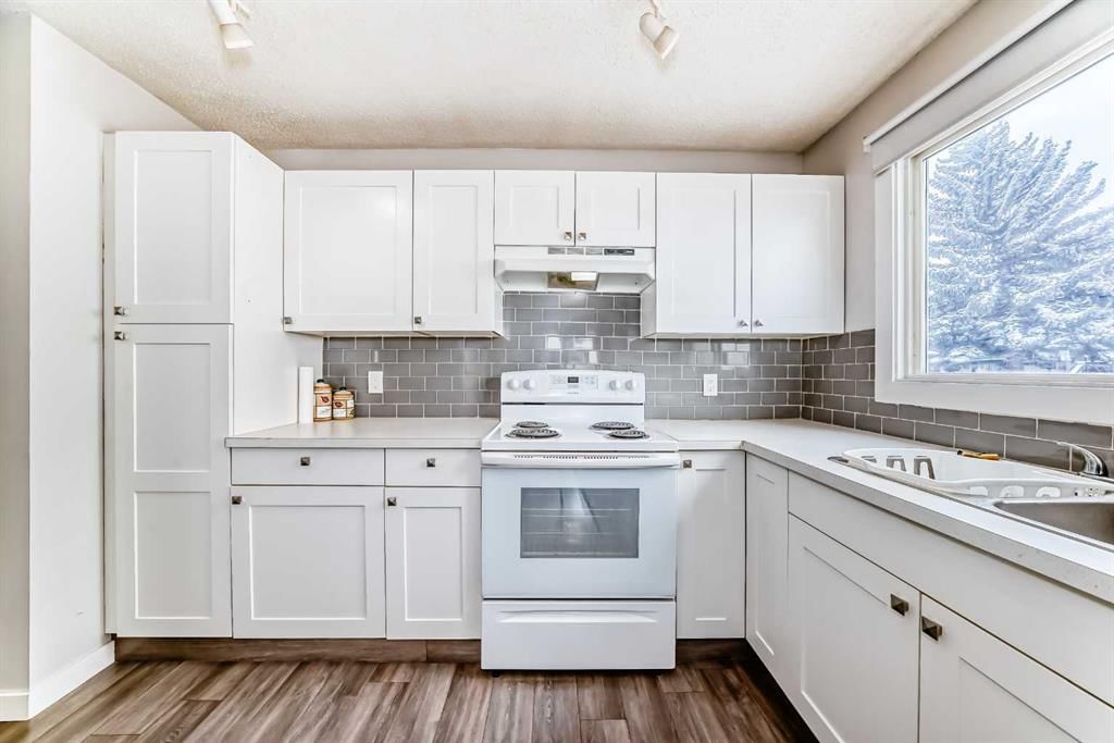 25, 3745 Fonda Way SE, Calgary — photo 3 of 22